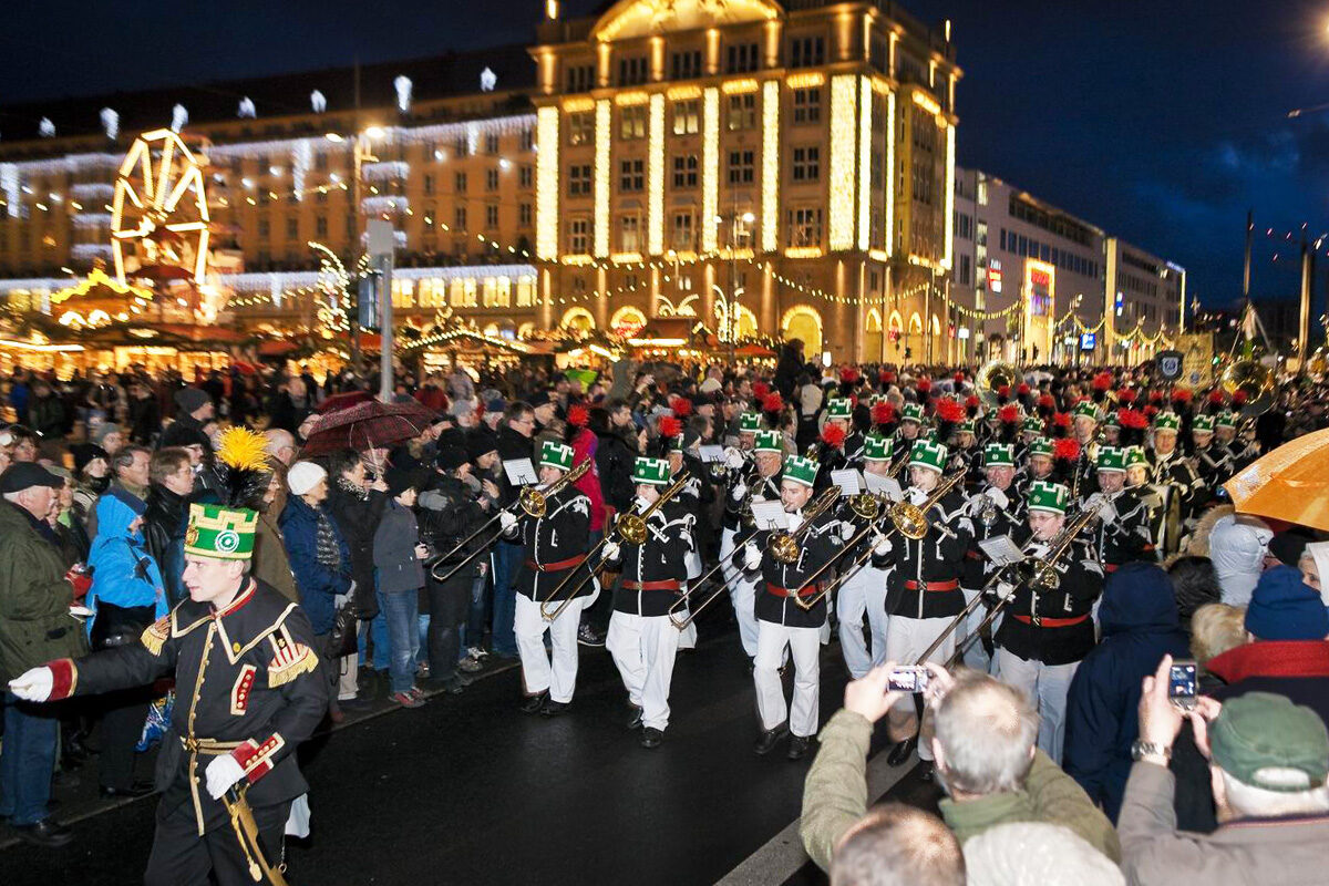 Teilnehmer einer Bergparade