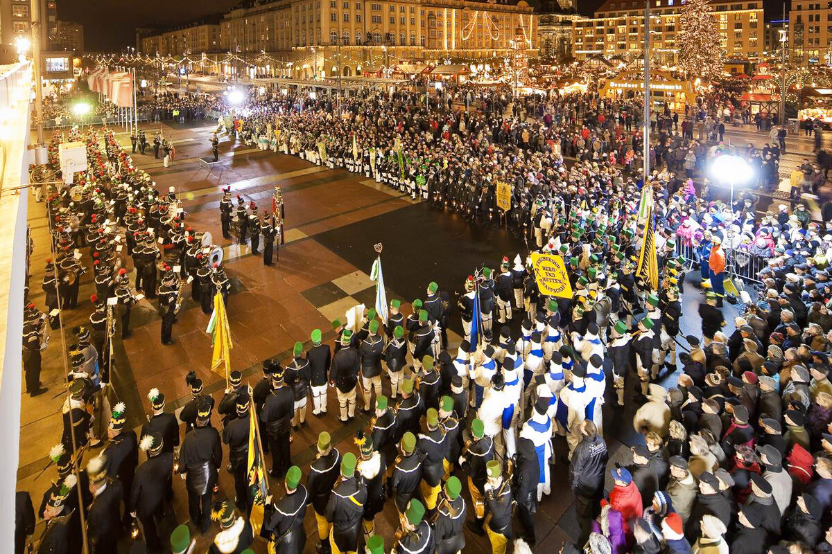 Teilnehmer einer Bergparade